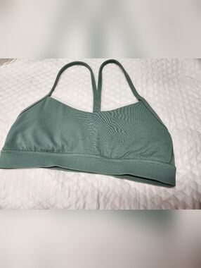 LULULEMON Nulu Bra 6/S